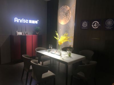 經(jīng)銷商展示15